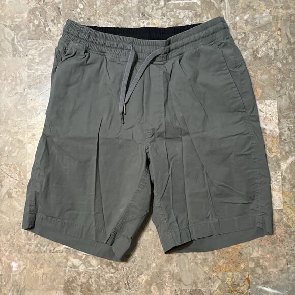 Lululemon Shorts Mens Small Green Bowline 8” Stretch Gym Lounge Essentials - Picture 1 of 8